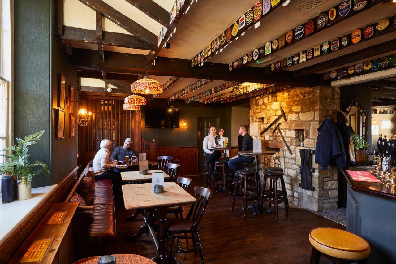 The Quarrymans Arms Hotel Corsham Eksteriør billede
