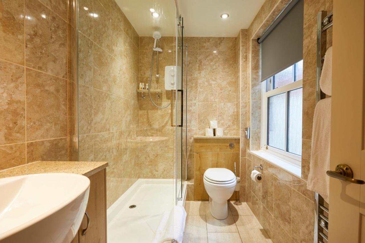 The Quarrymans Arms Hotel Corsham Eksteriør billede